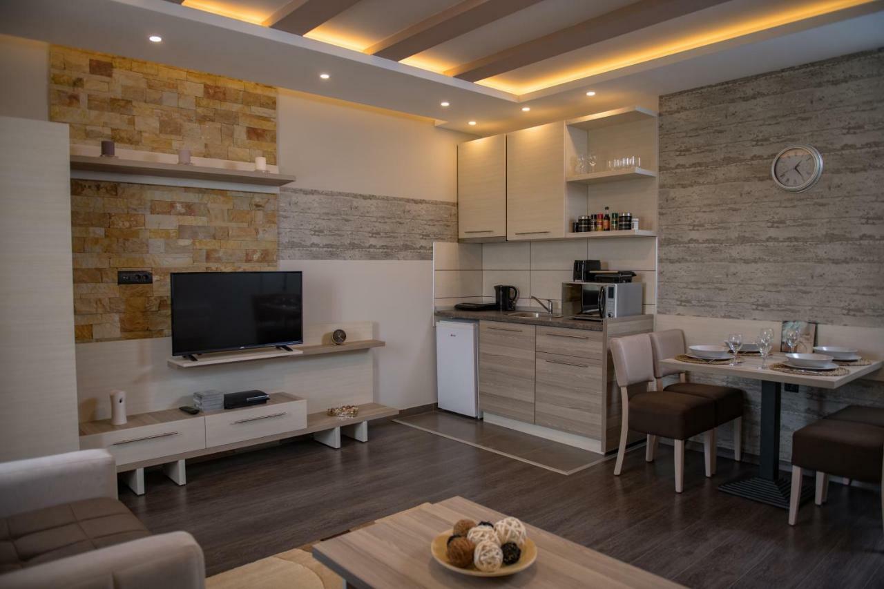 K19 Milmari Resort & Spa โคเปานิก ภายนอก รูปภาพ